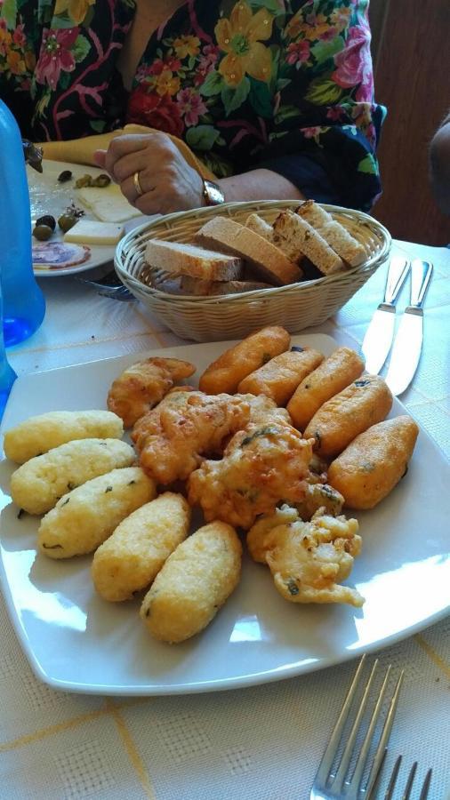 Hotel Caligiuri Decollatura エクステリア 写真